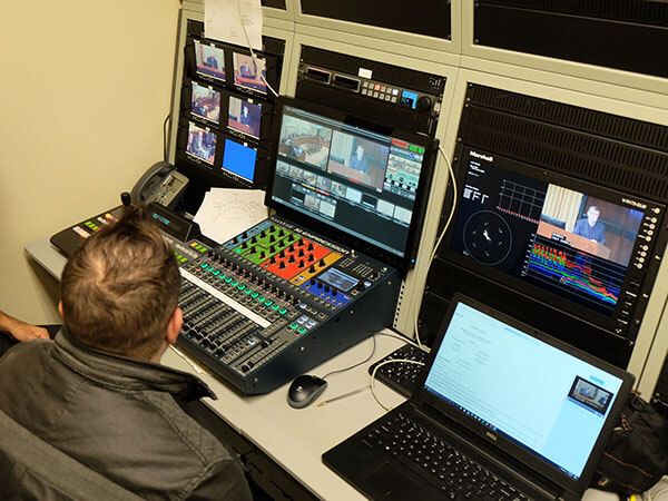 Tech running broadcast system